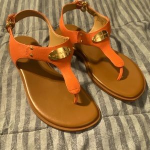 Michael Kors Leather, Flat Thong Sandals with Oval Plate, size 9, EUC/like new